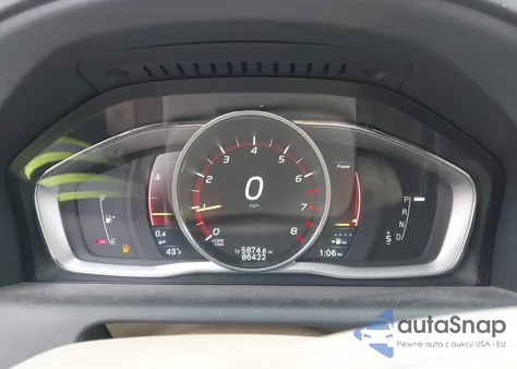 2016 Volvo Xc60 T5 Drive-E Premier from USA, damaged, VIN YV440MDK0G2781232